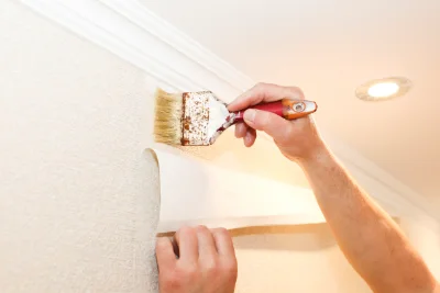 Pose de papier peint à Cléon — revêtements muraux et toiles de verre